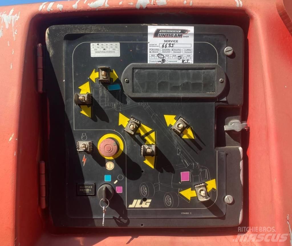 JLG 460 SJ Телескопични повдигачи
