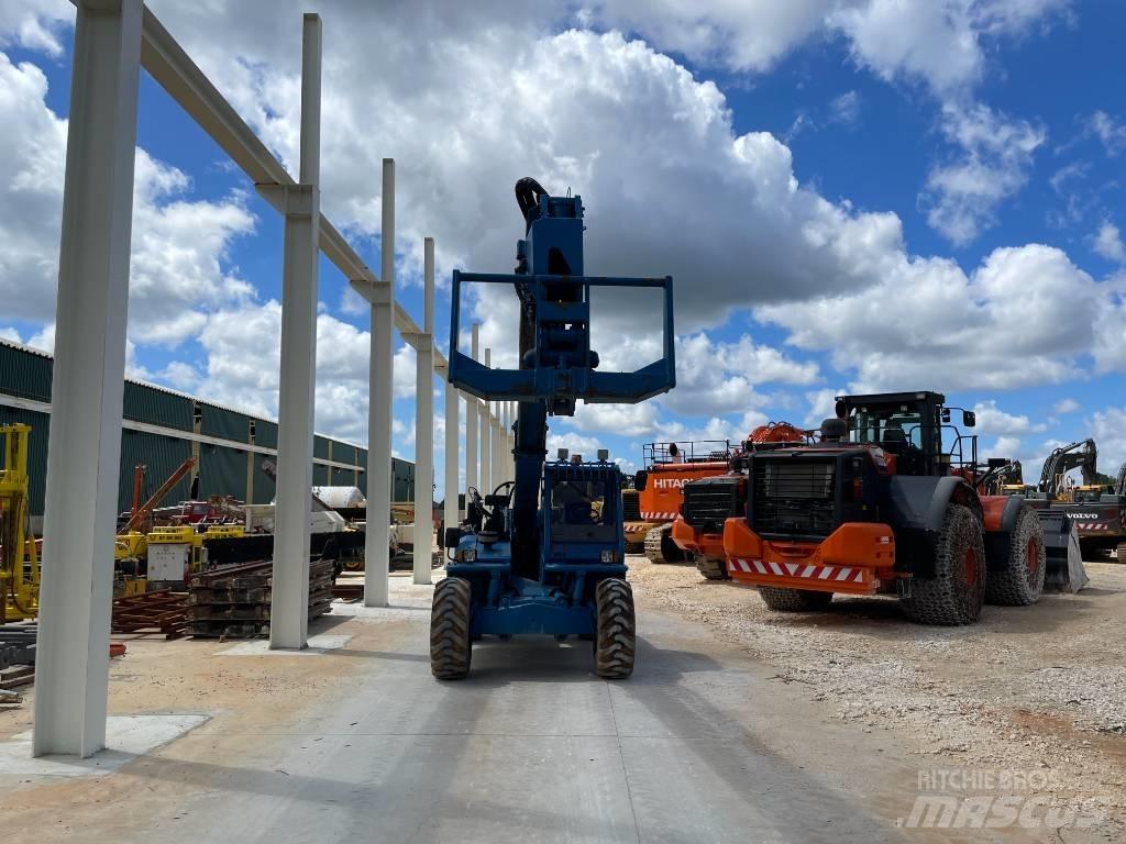 MKS MK30 Телескопични товарачи