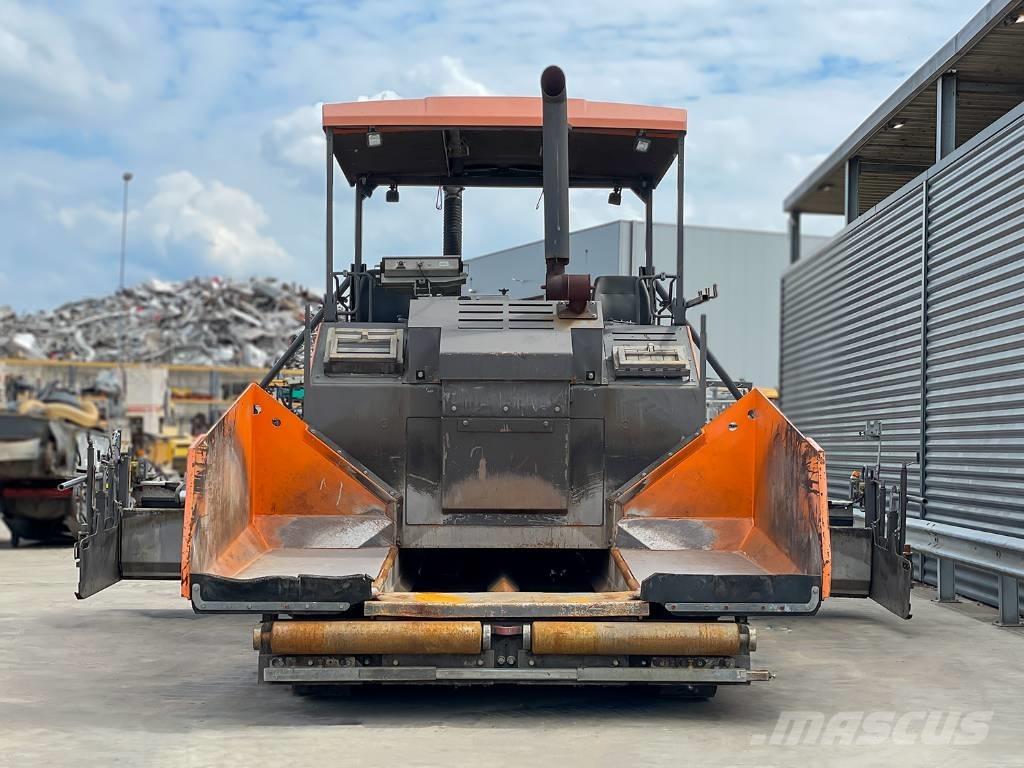 Volvo P7820C Машини за асфалт