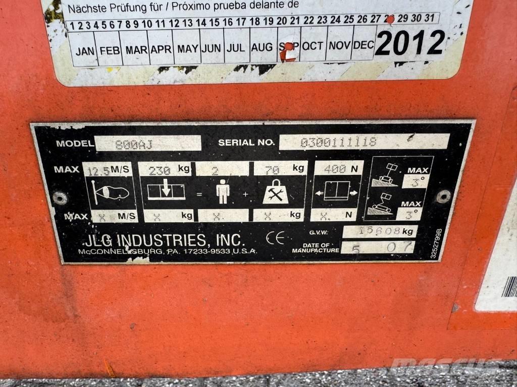 JLG 800 AJ Съчленени стрелови подемници