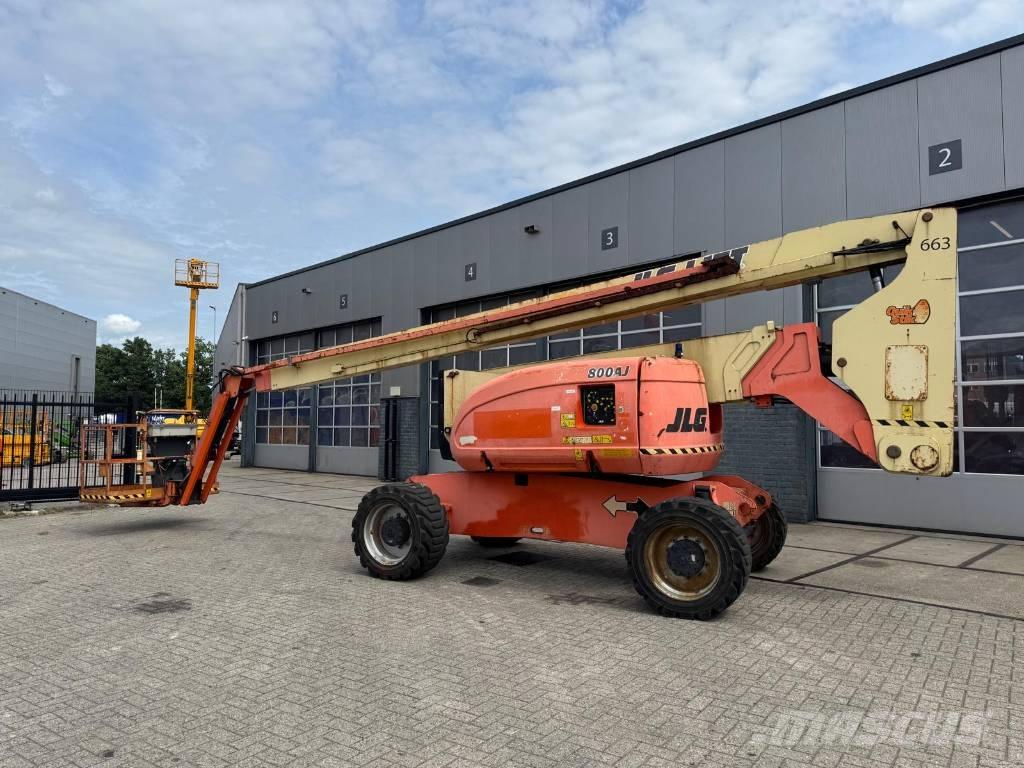 JLG 800 AJ Съчленени стрелови подемници