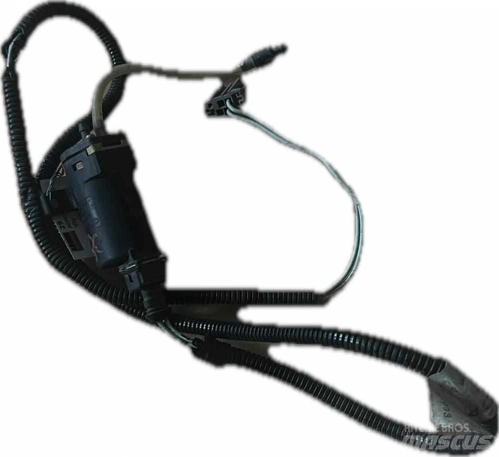  MOTOR OSTŘIKOVAČŮ Двигатели