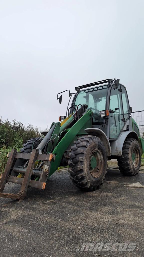 Kramer 750 Колесни товарачи