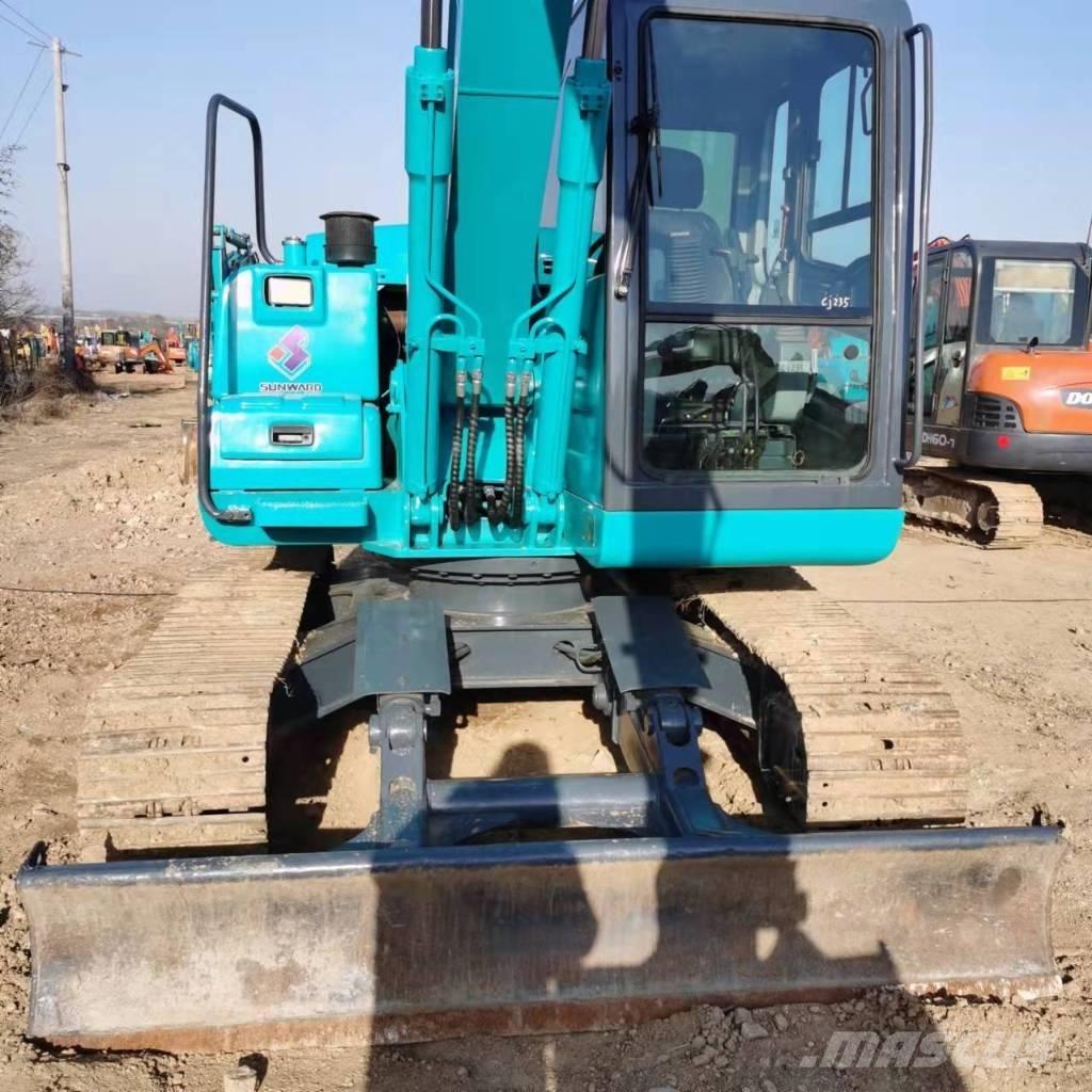 Sunward SWE90E Средни екскаватори 7т - 12т