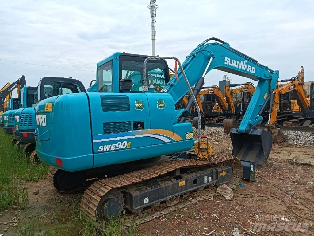 Sunward SWE 90 Средни екскаватори 7т - 12т