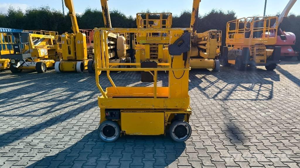 JLG 1230 ES Вертикални мачтови повдигачи
