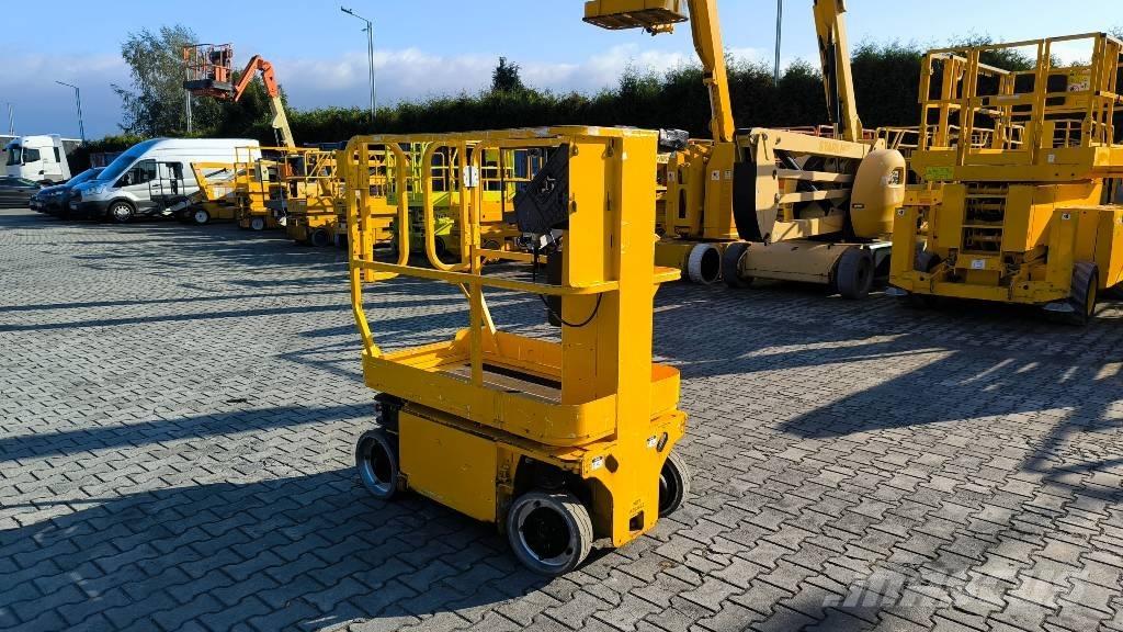 JLG 1230 ES Вертикални мачтови повдигачи

