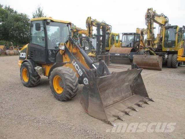 JCB 406 B Колесни товарачи