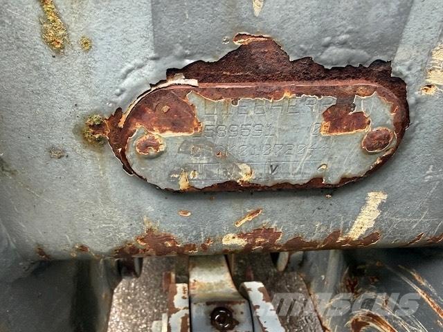 Liebherr 600 mm Куки