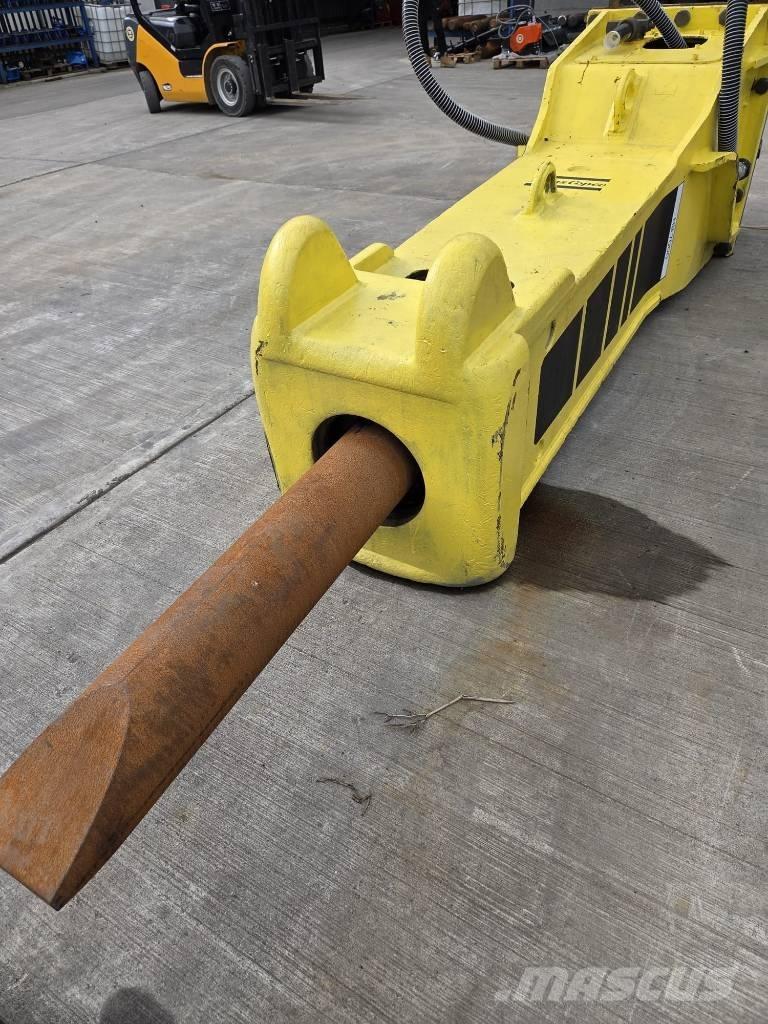 Atlas Copco HB 7000 Чукове/Раздробители
