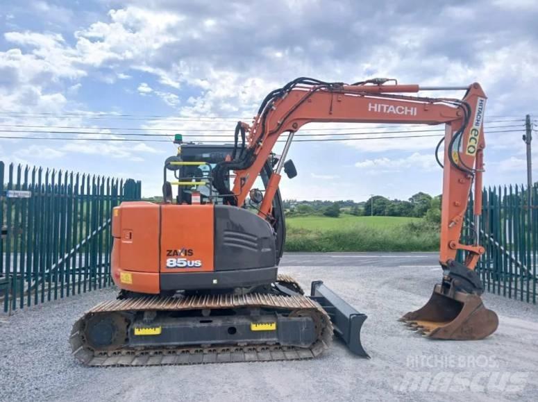 Hitachi ZX 85 US-6 Средни екскаватори 7т - 12т