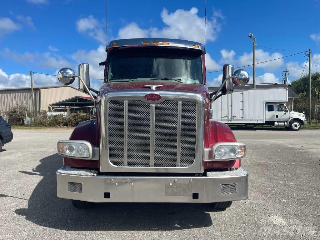 Peterbilt 567 Влекачи