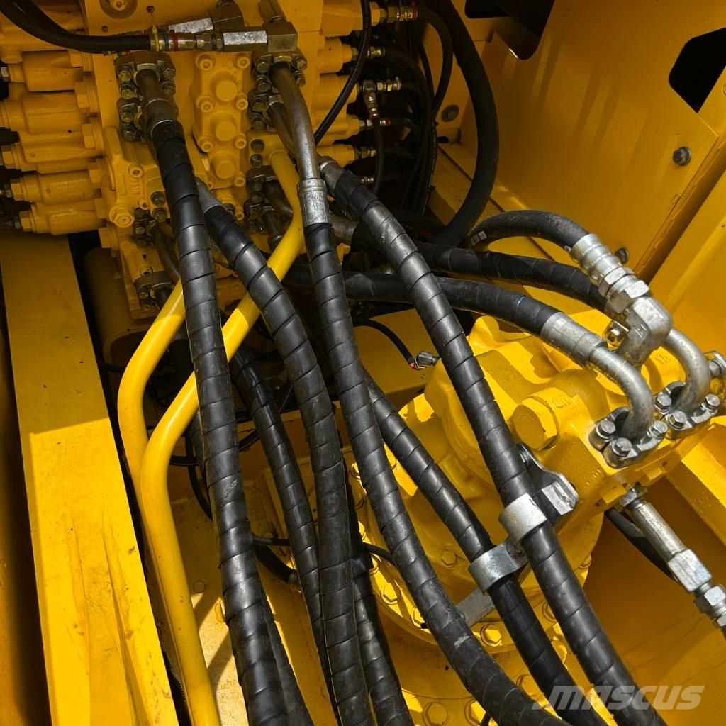 Komatsu 220-8 Верижен екскаватор