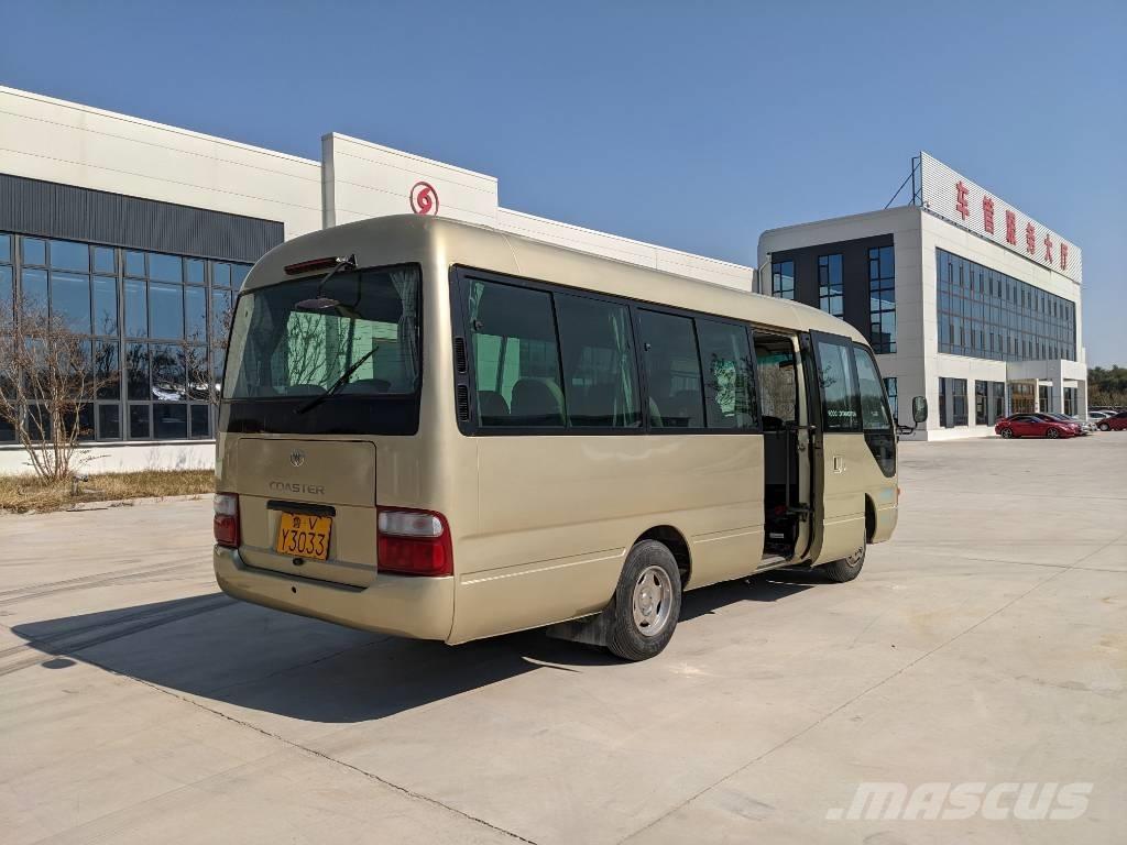 Toyota Coaster Bus Мини бусове
