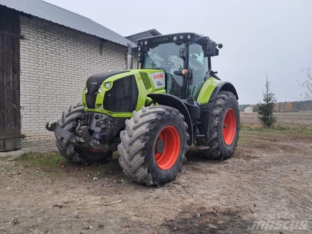 CLAAS Axion 850 Трактори