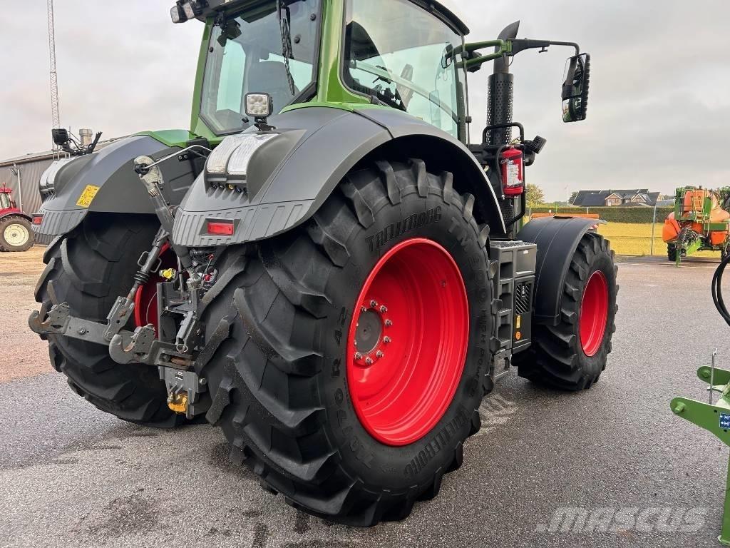 Fendt 828 Profi Plus Трактори