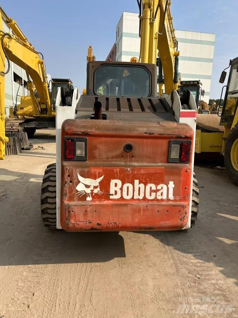 Bobcat S 220 Мини товарачи

