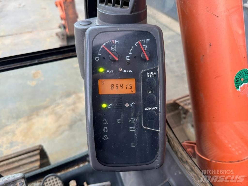 Hitachi ZX135US Верижен екскаватор
