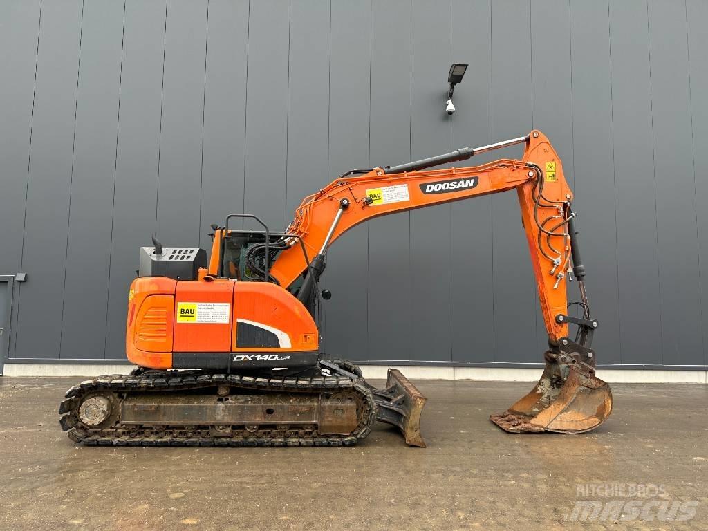 Doosan DX 140 LCR-5 Верижен екскаватор