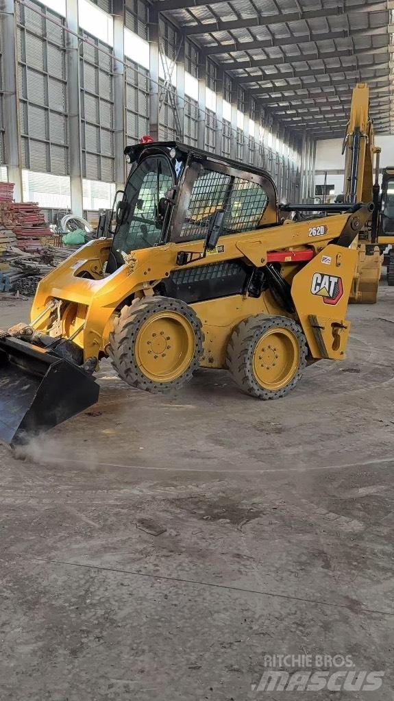 CAT 262 D Мини товарачи
