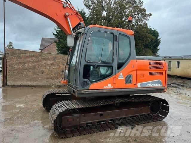 Doosan DX 140 LC-3 Верижен екскаватор