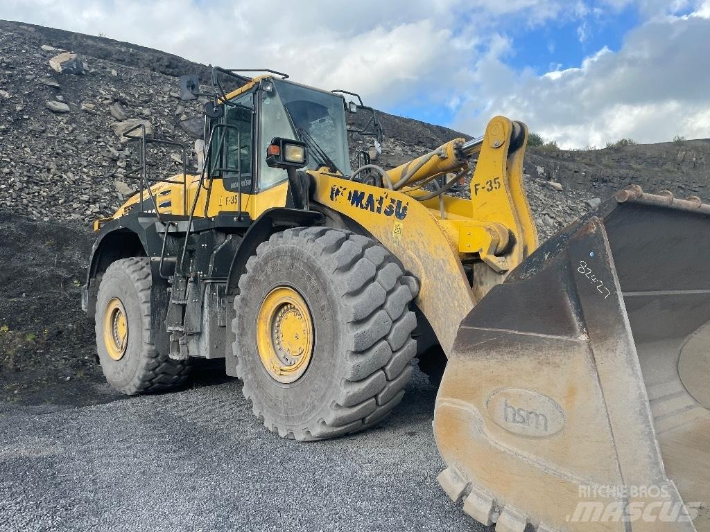 Komatsu WA500 Колесни товарачи