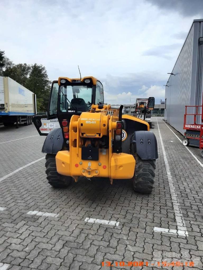 JCB 540-140 Телескопични товарачи