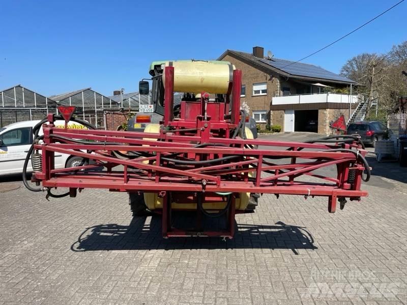 Hardi LX 800 Прикачни пръскачки
