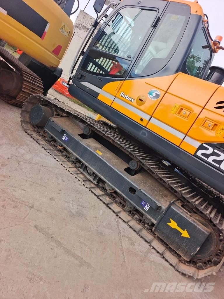 Hyundai 220 LC -9S Верижен екскаватор