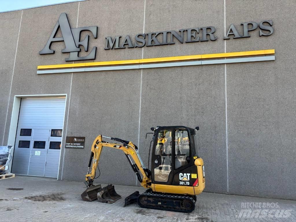 CAT 301.7 D Мини екскаватори < 7 т