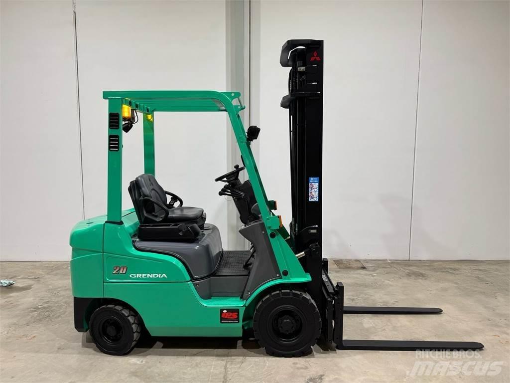 Mitsubishi FD20NT Дизелови камиони