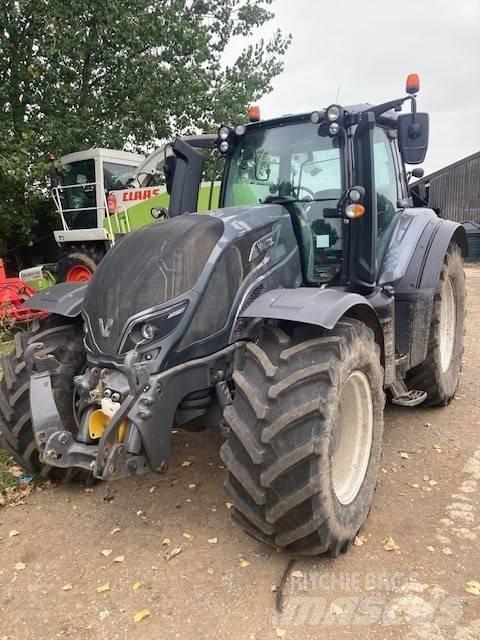 Valtra T 174 EA Трактори