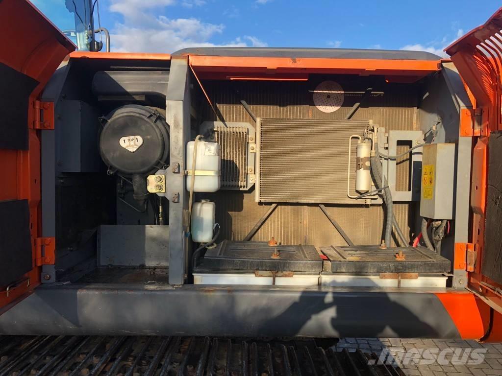 Hitachi ZX 210 LC-3 Верижен екскаватор