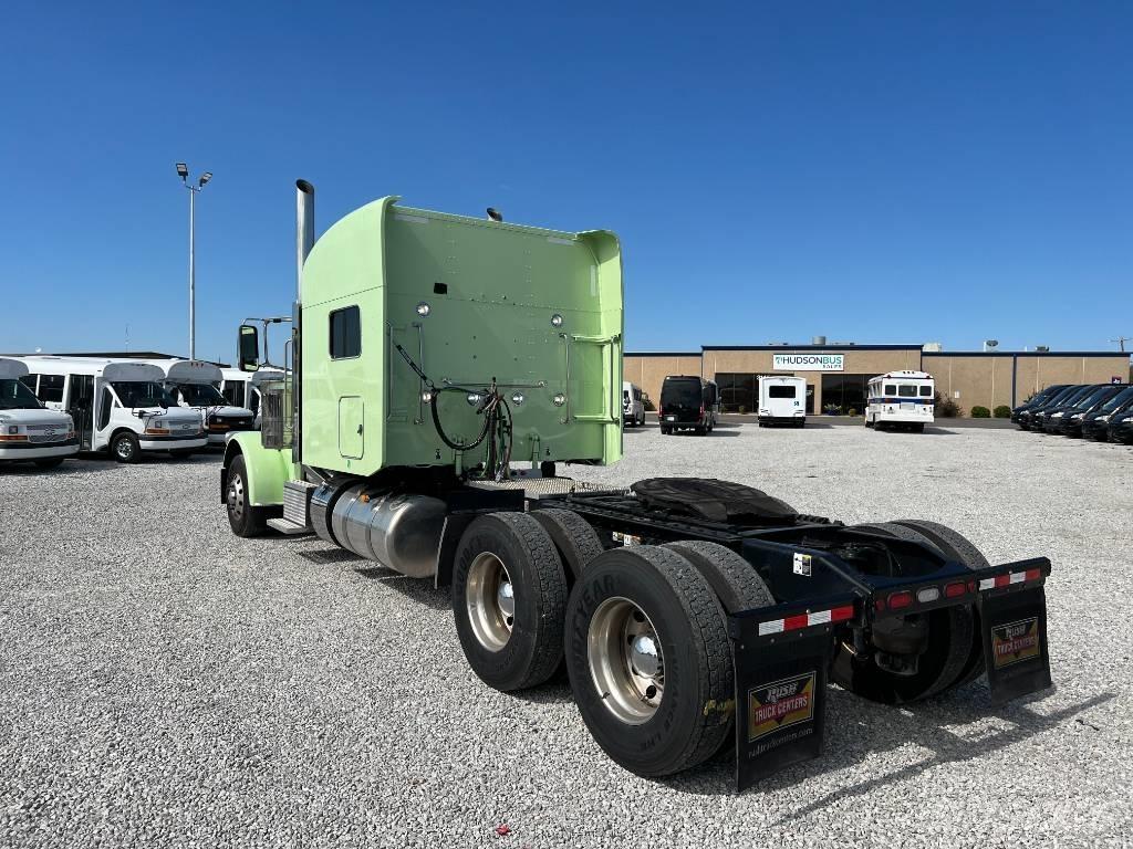 Peterbilt 389 Влекачи