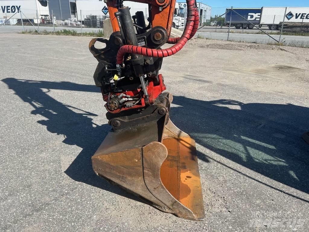 Hitachi ZX 85 US-6 Средни екскаватори 7т - 12т