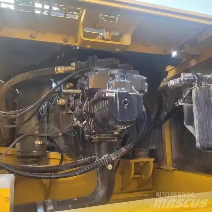 Komatsu PC360-8 Верижен екскаватор