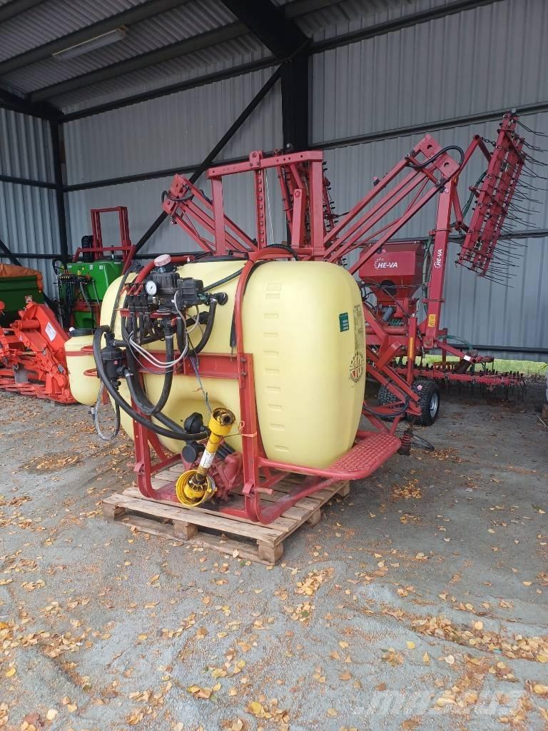 Hardi Master 850l Навесни пръскачки
