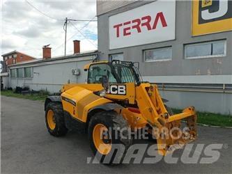 JCB 542-70 IND Телескопични челни товарачи

