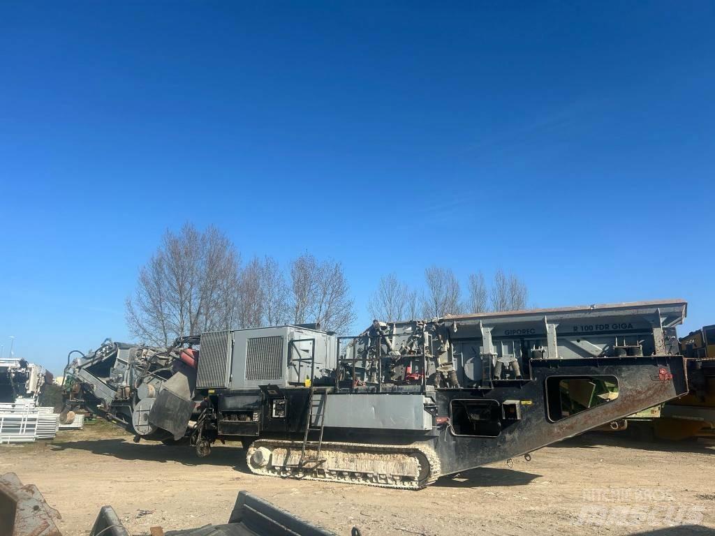 GIPO R100 FDR GIGA Мобилни трошачки
