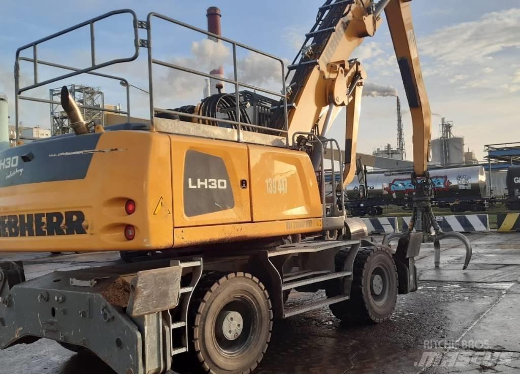 Liebherr LH 30 M Оператори на отпадъци/индустрия
