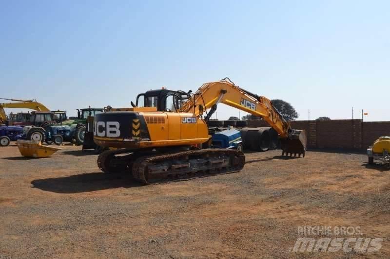 JCB JS205 Мини екскаватори < 7 т