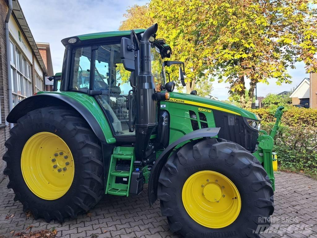 John Deere 6120M Трактори