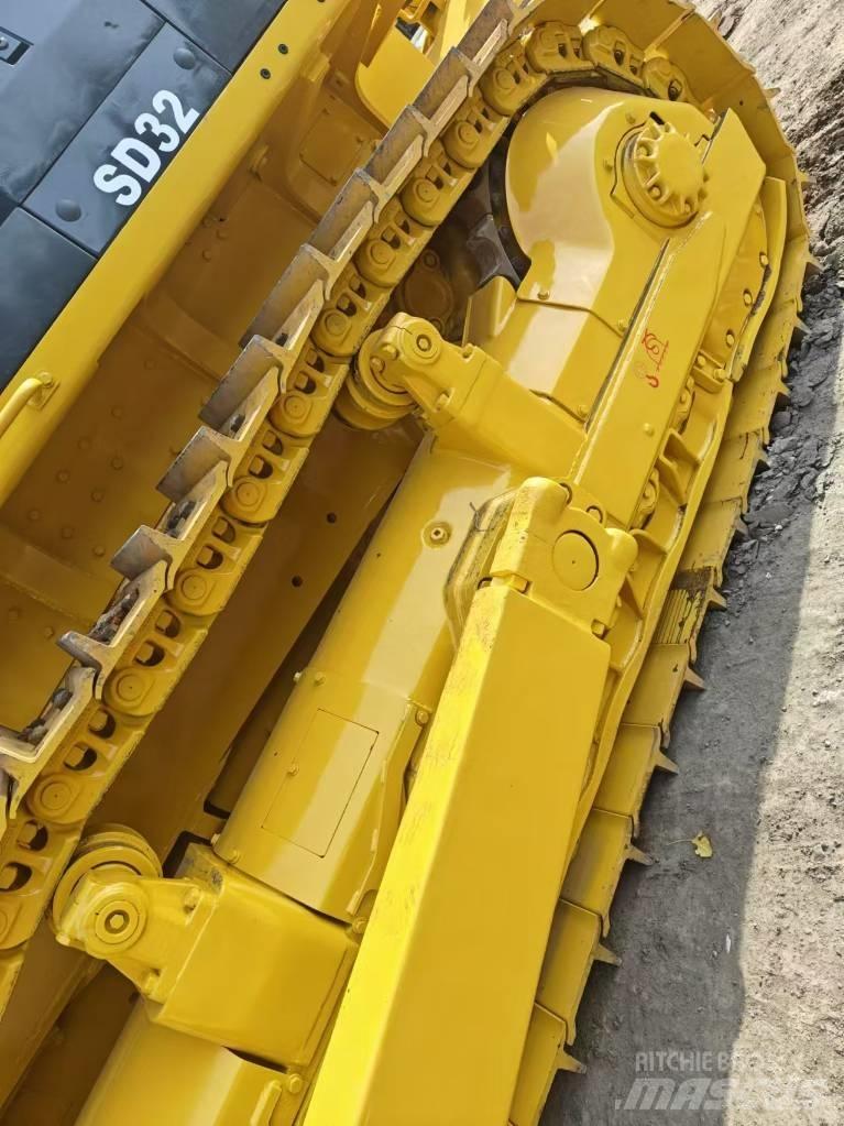 Shantui SD 32 Верижни булдозери
