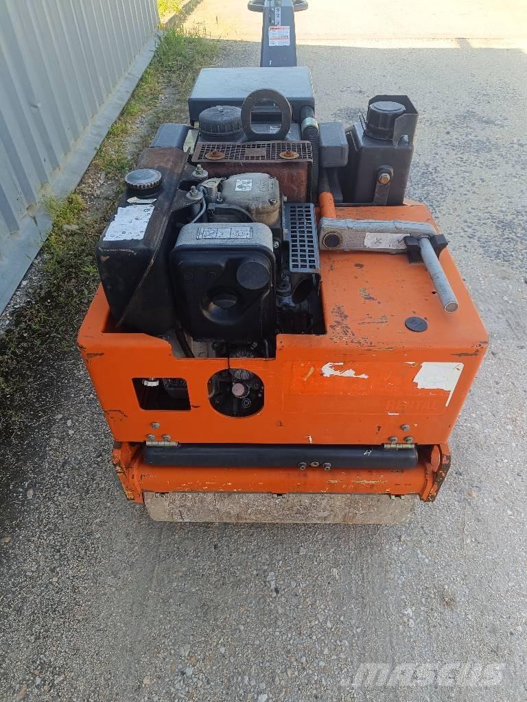 Bomag BW 65 H Двойни барабанни ролки

