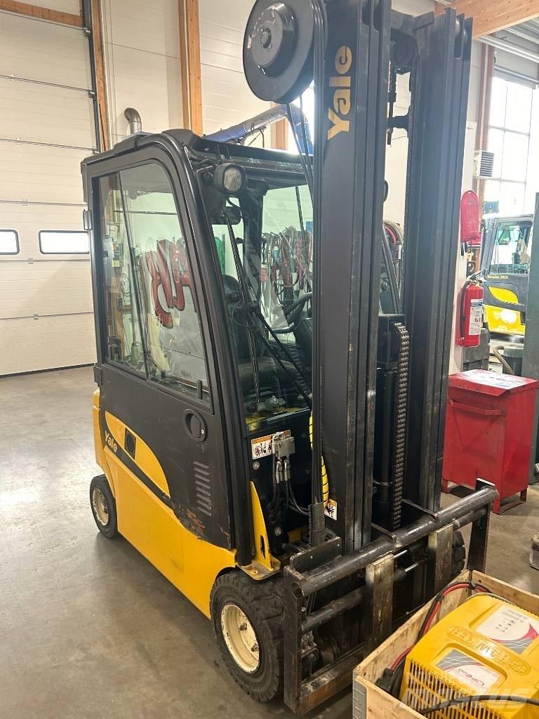 Yale ERP18VF Електрически вилични кари-повдигачи