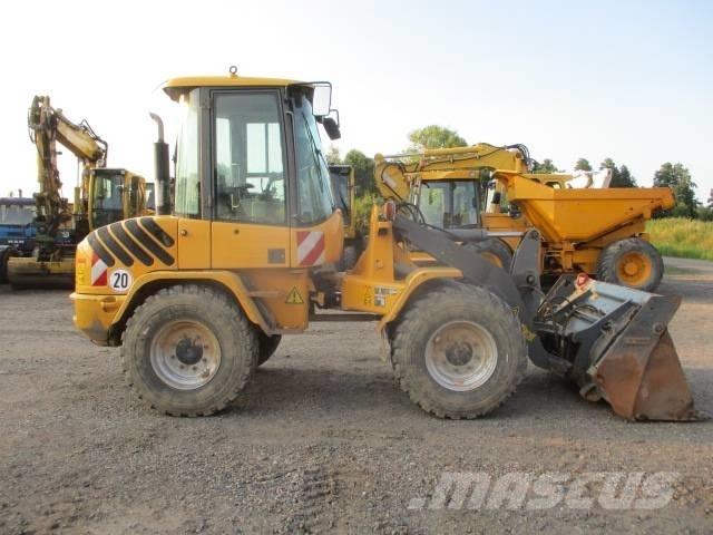 Volvo L 30 B Колесни товарачи
