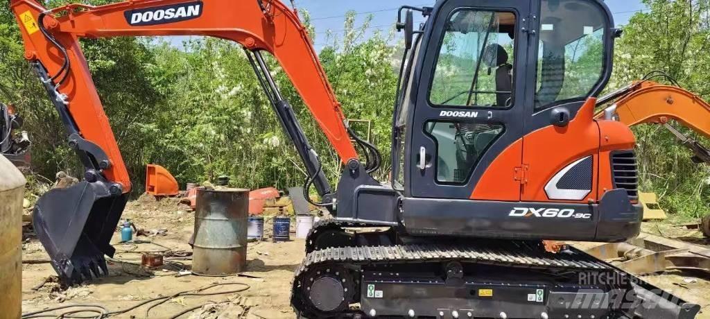 Doosan DX60 Мини екскаватори < 7 т