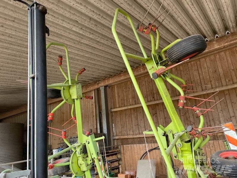 CLAAS Volto 670 Гребла и сенообръщачки