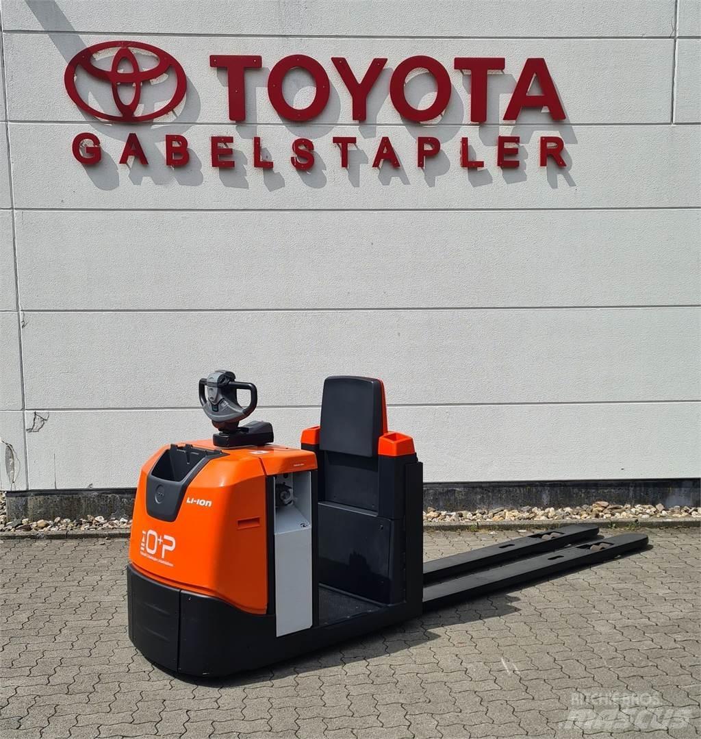 Toyota OSE 250 Машини за комисиониране нископовдигачи