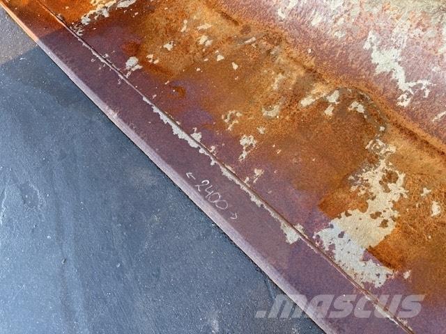 Manitou USED BUCKET Кофи